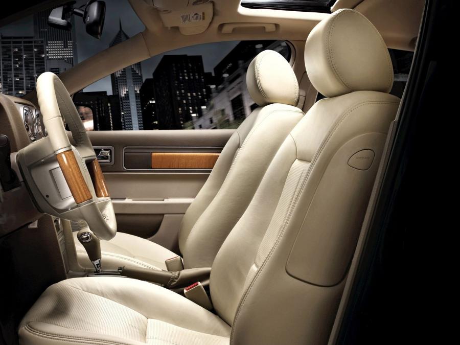  Lincoln MKZ 2006 года  (фото 6 из 13)
